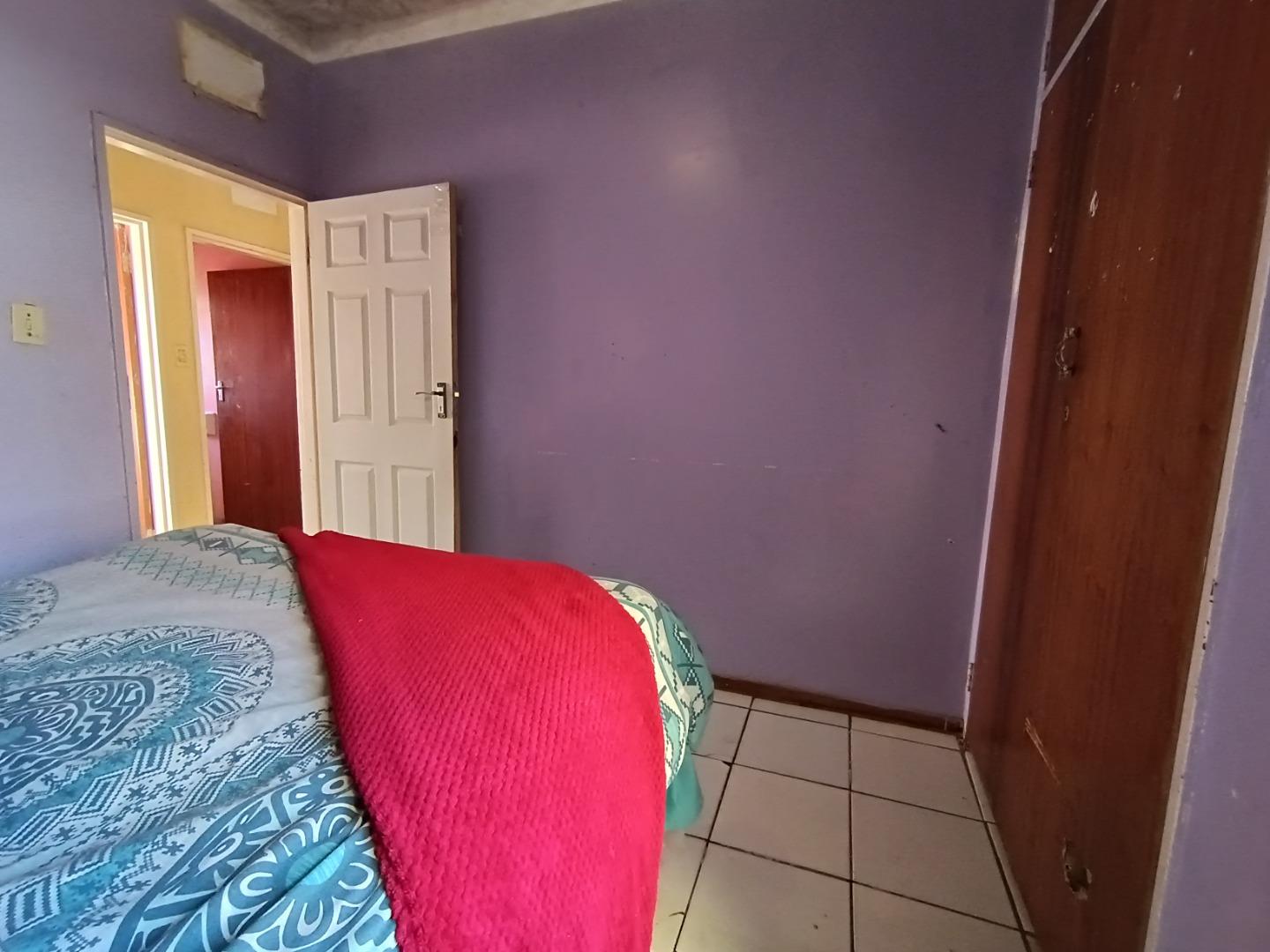 739694_10.jpg
