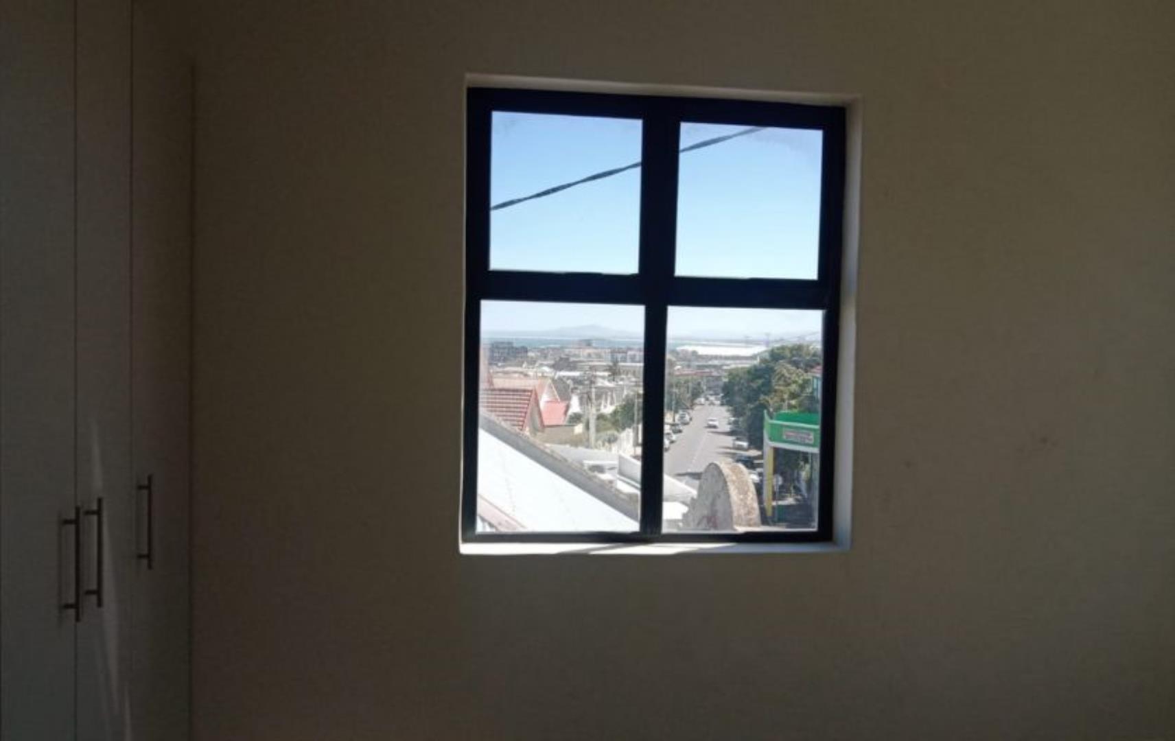 740307_11.jpg