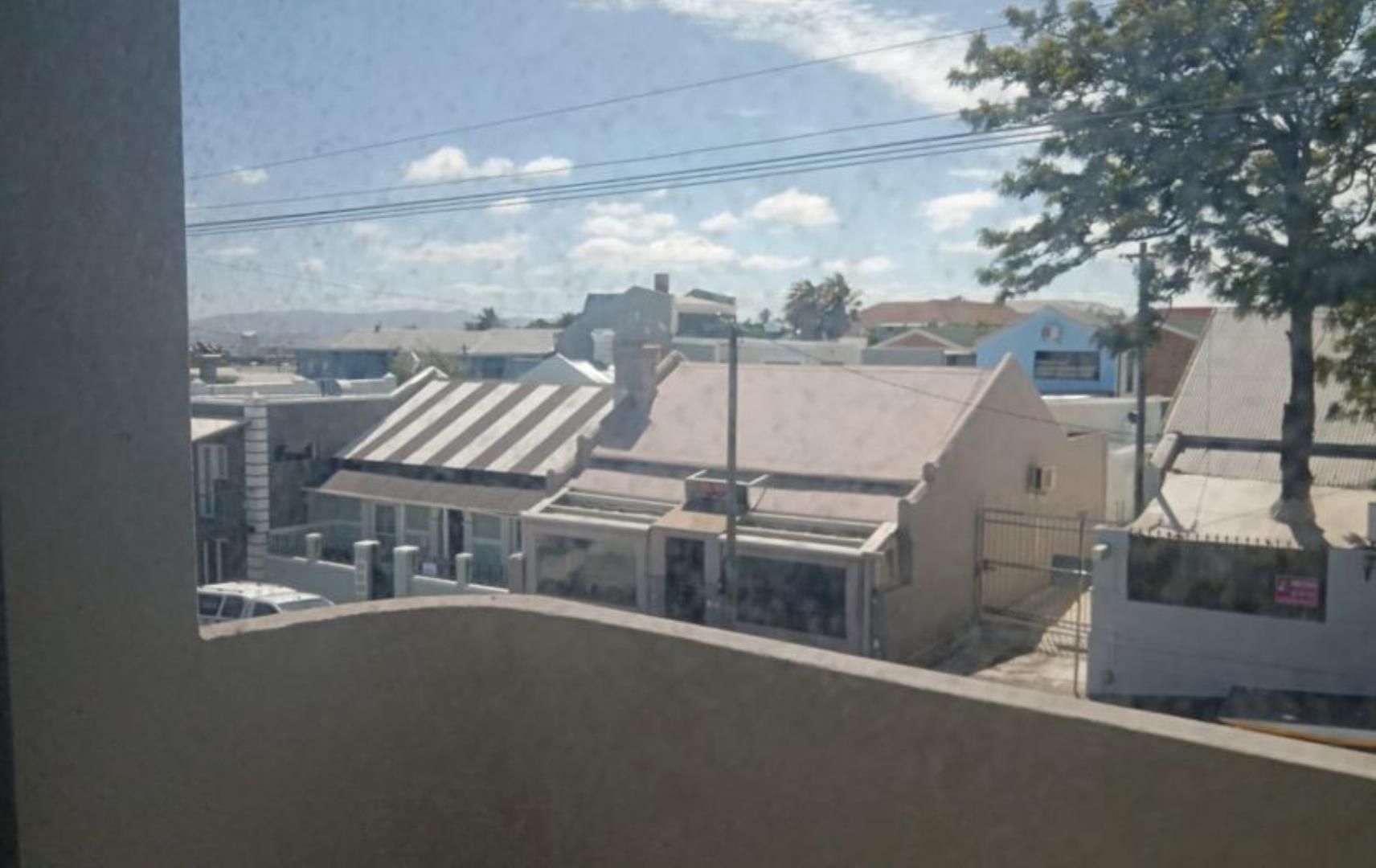 740307_12.jpg