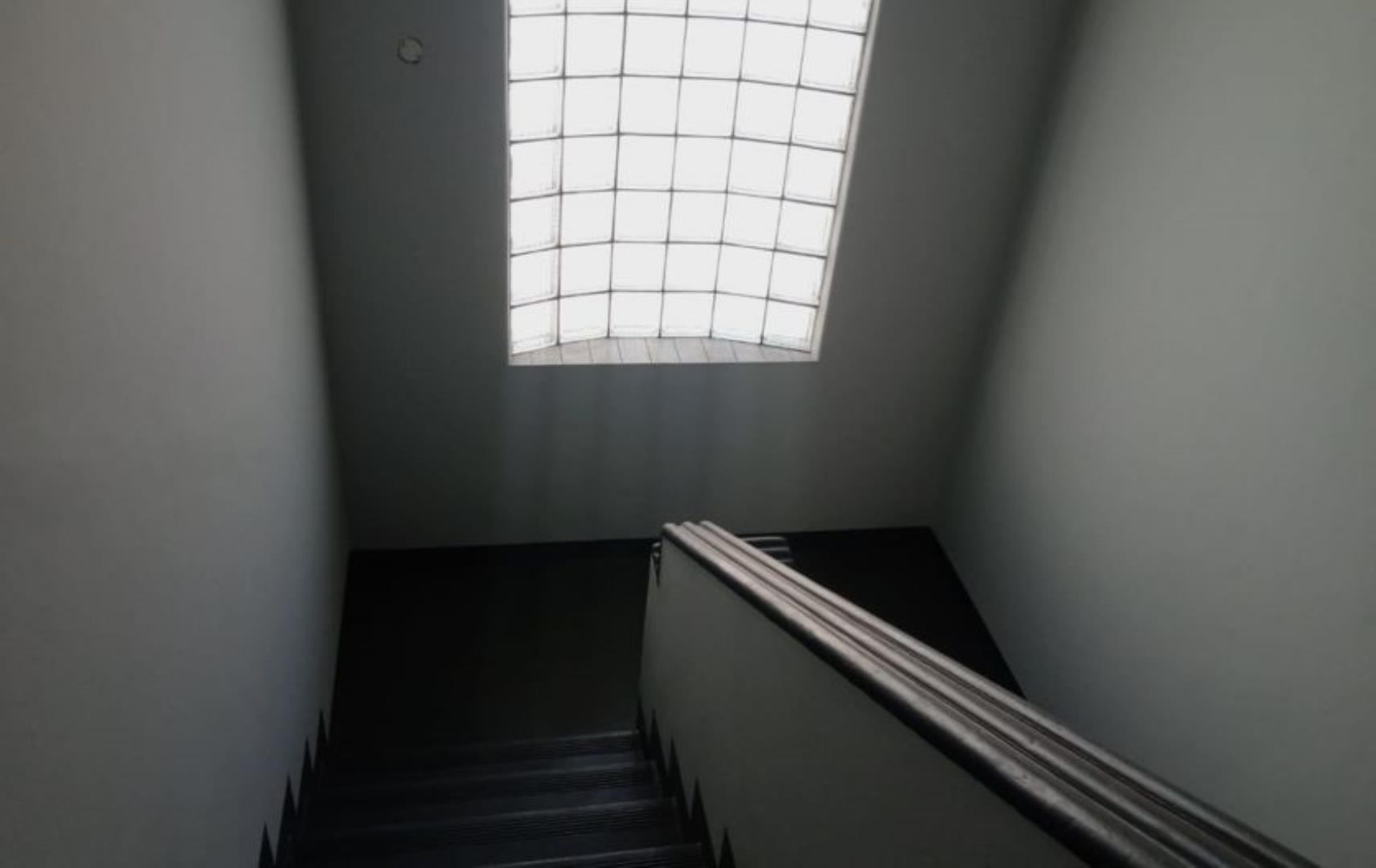 740307_17.jpg