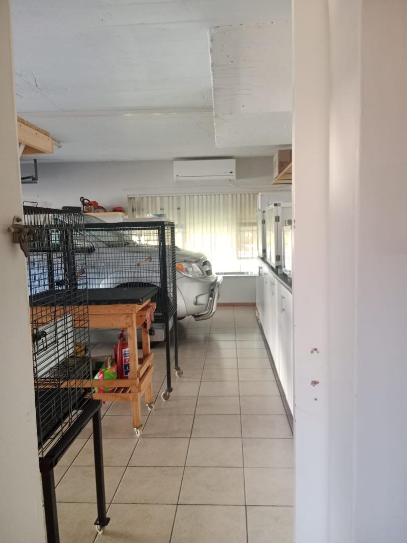 751218_DINING_ROOM.jpg