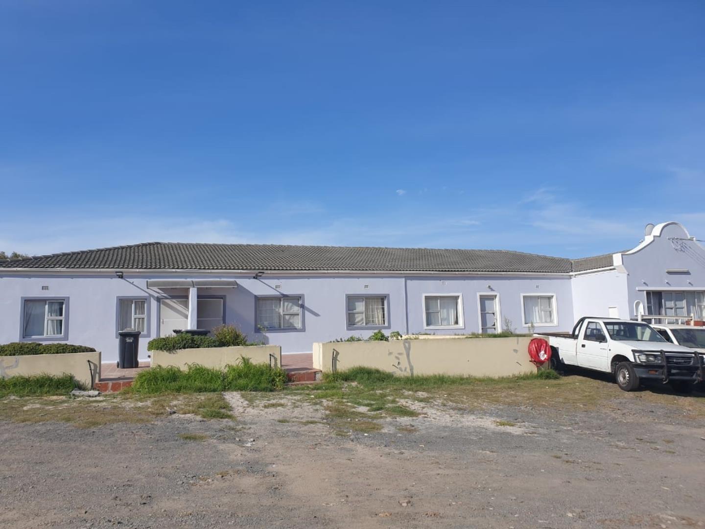 752765_FRONT_OF_BUILDING1.jpg