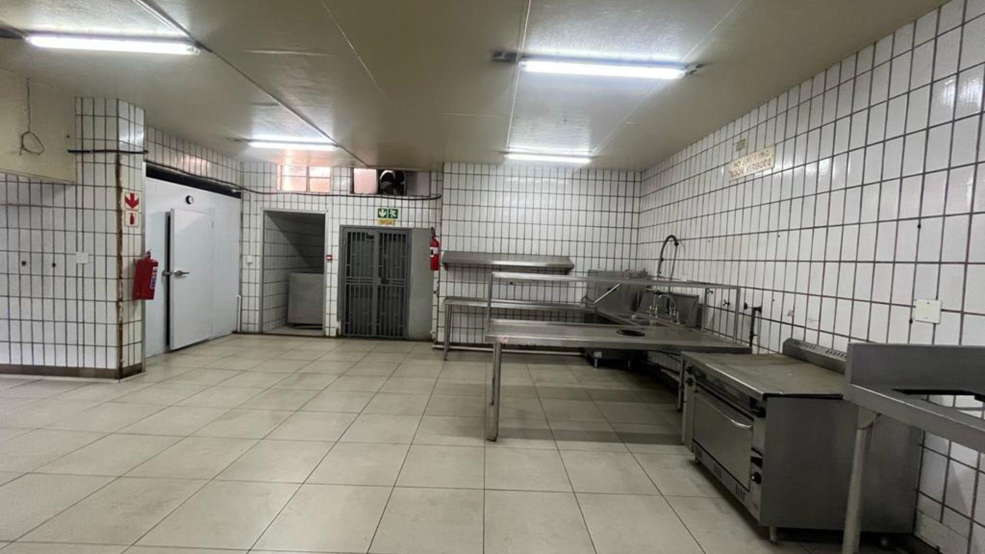 753406_5.jpg