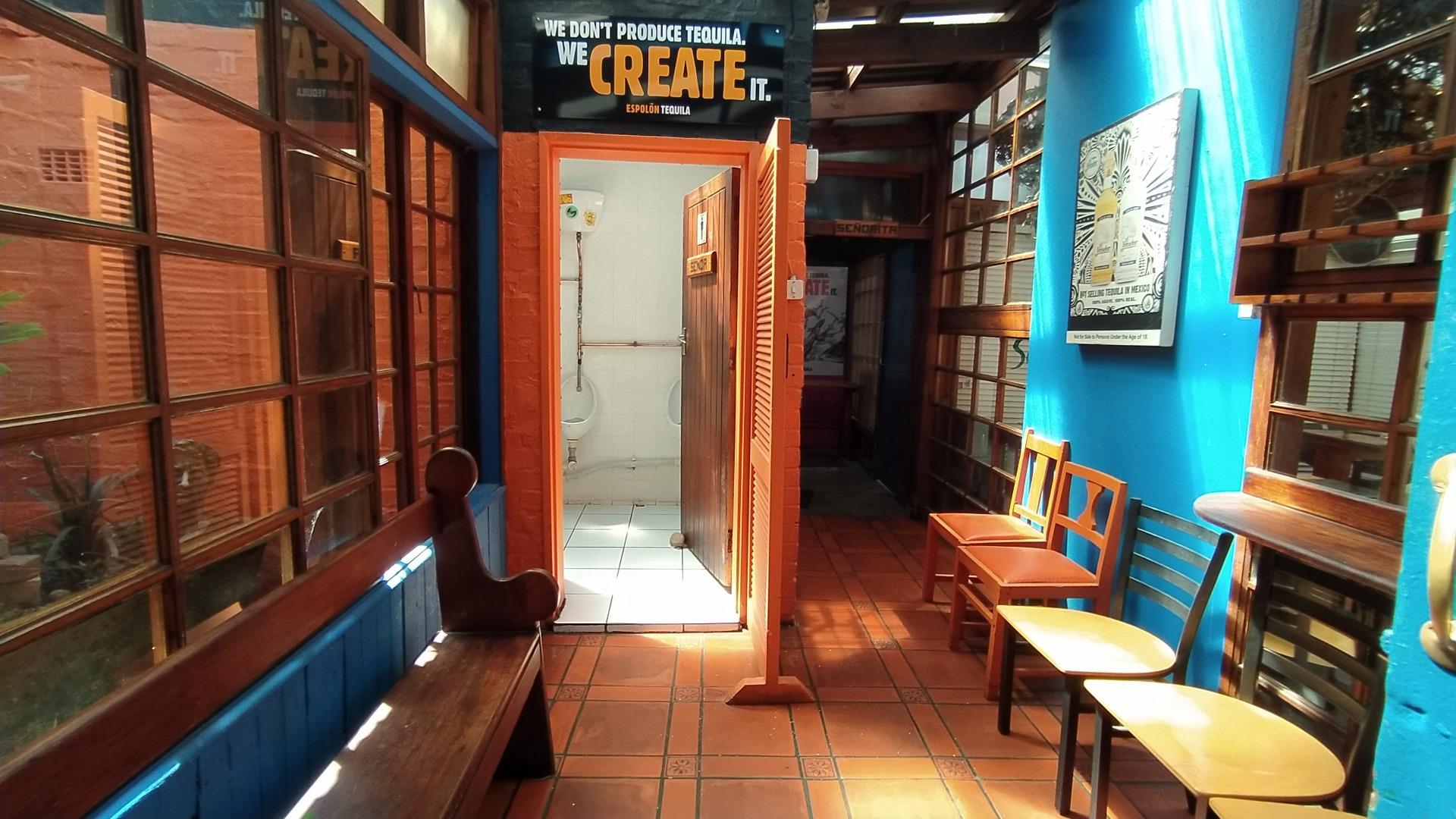 706160_Entrance_to_batrhroom_downstairs.jpg