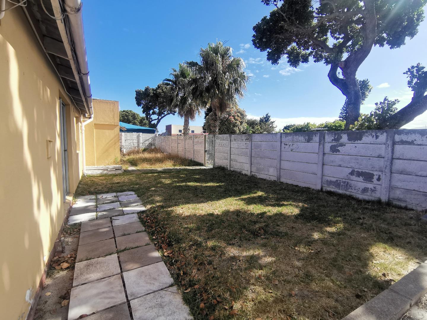 House + Cottage/Flat for Sale in Lansdowne, Cape Town 706671