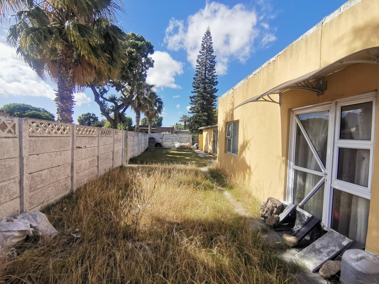 House + Cottage/Flat for Sale in Lansdowne, Cape Town 706671