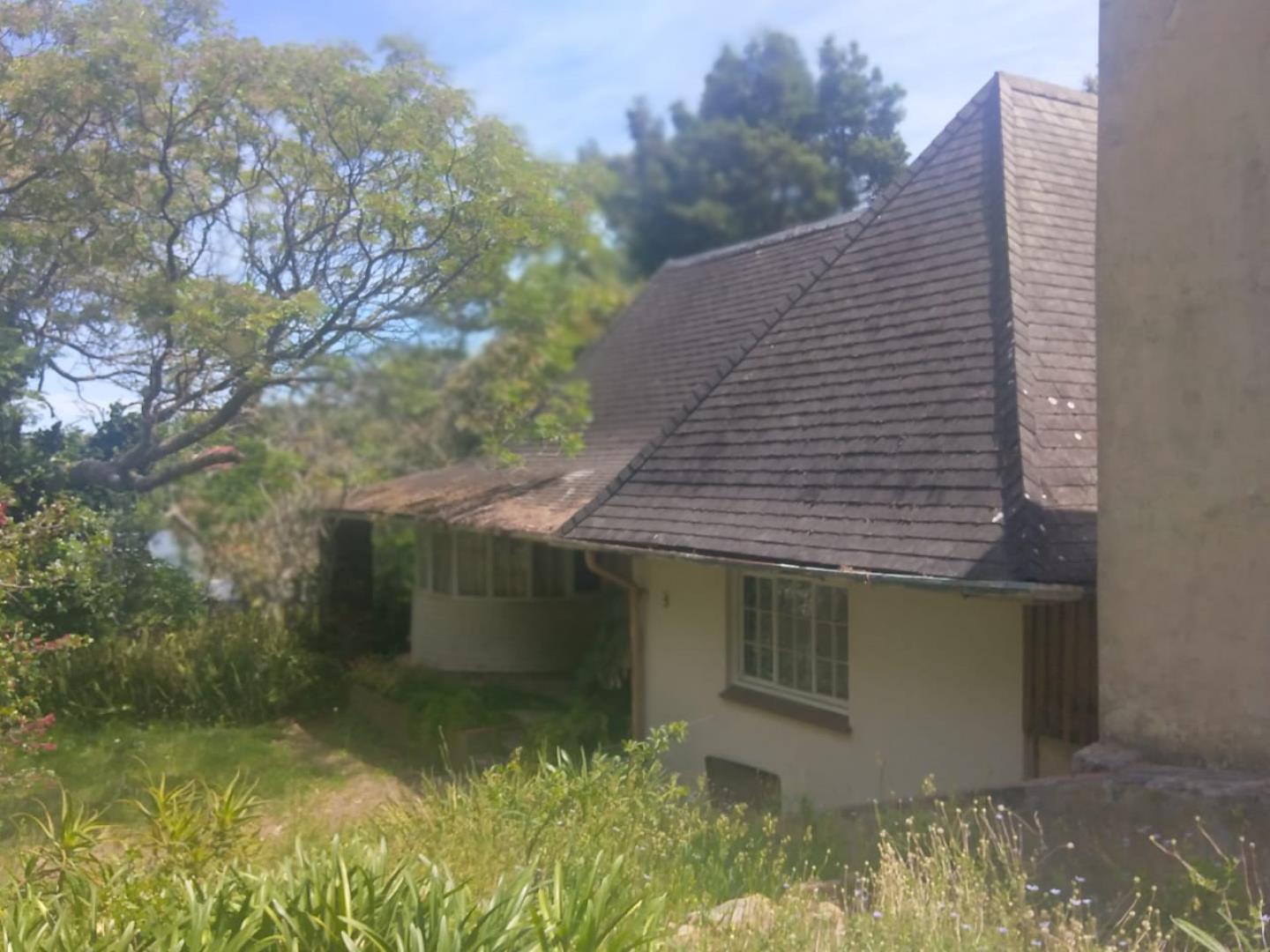 6 Bedroom  House for Sale in Cape Town - Western Cape