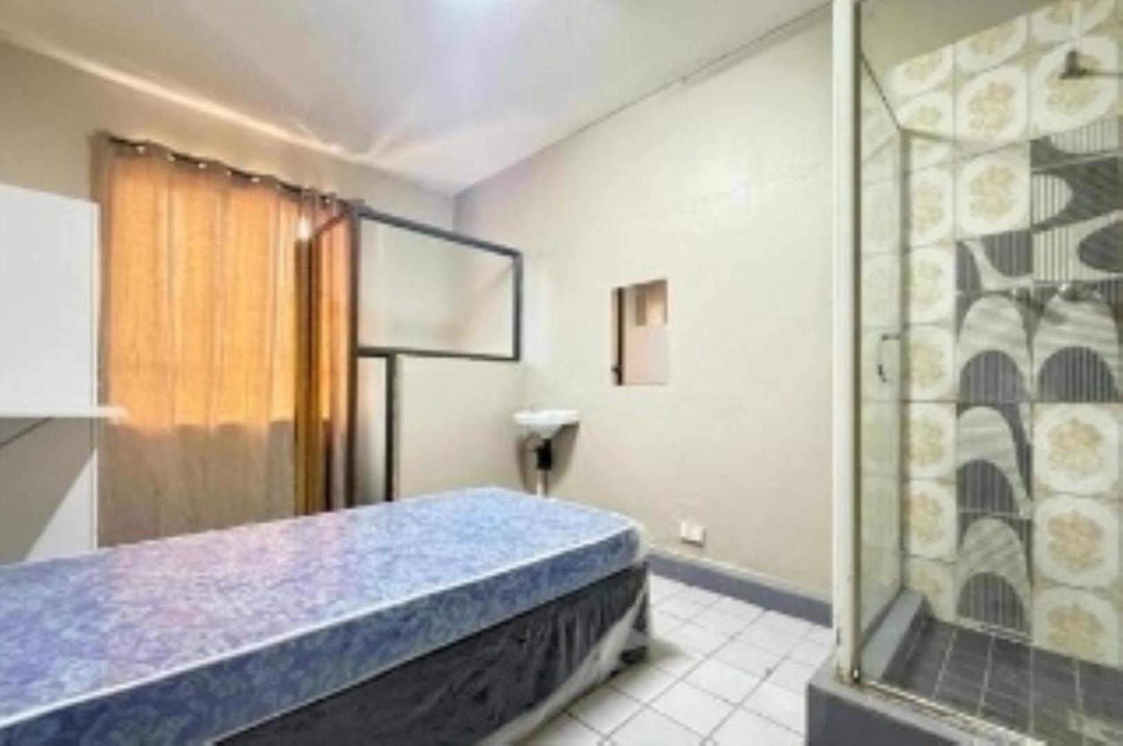 753340_ROOM1.jpg
