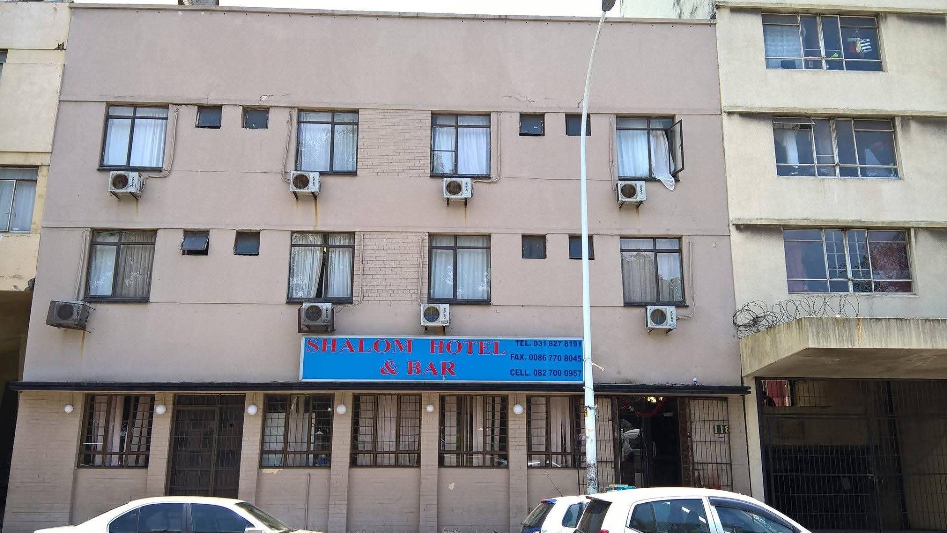 753340_front_of_building.jpg