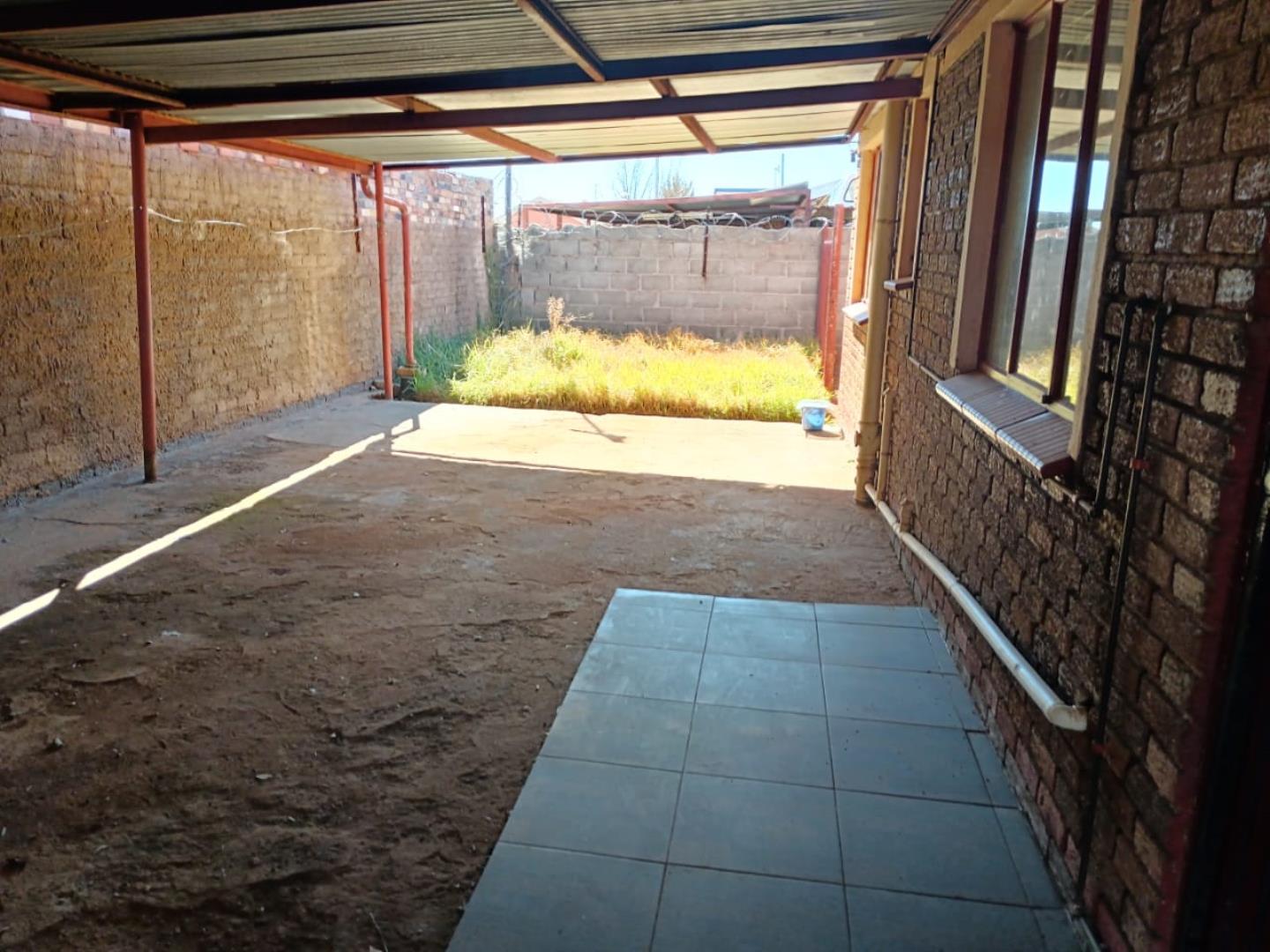 765443_3.jpg