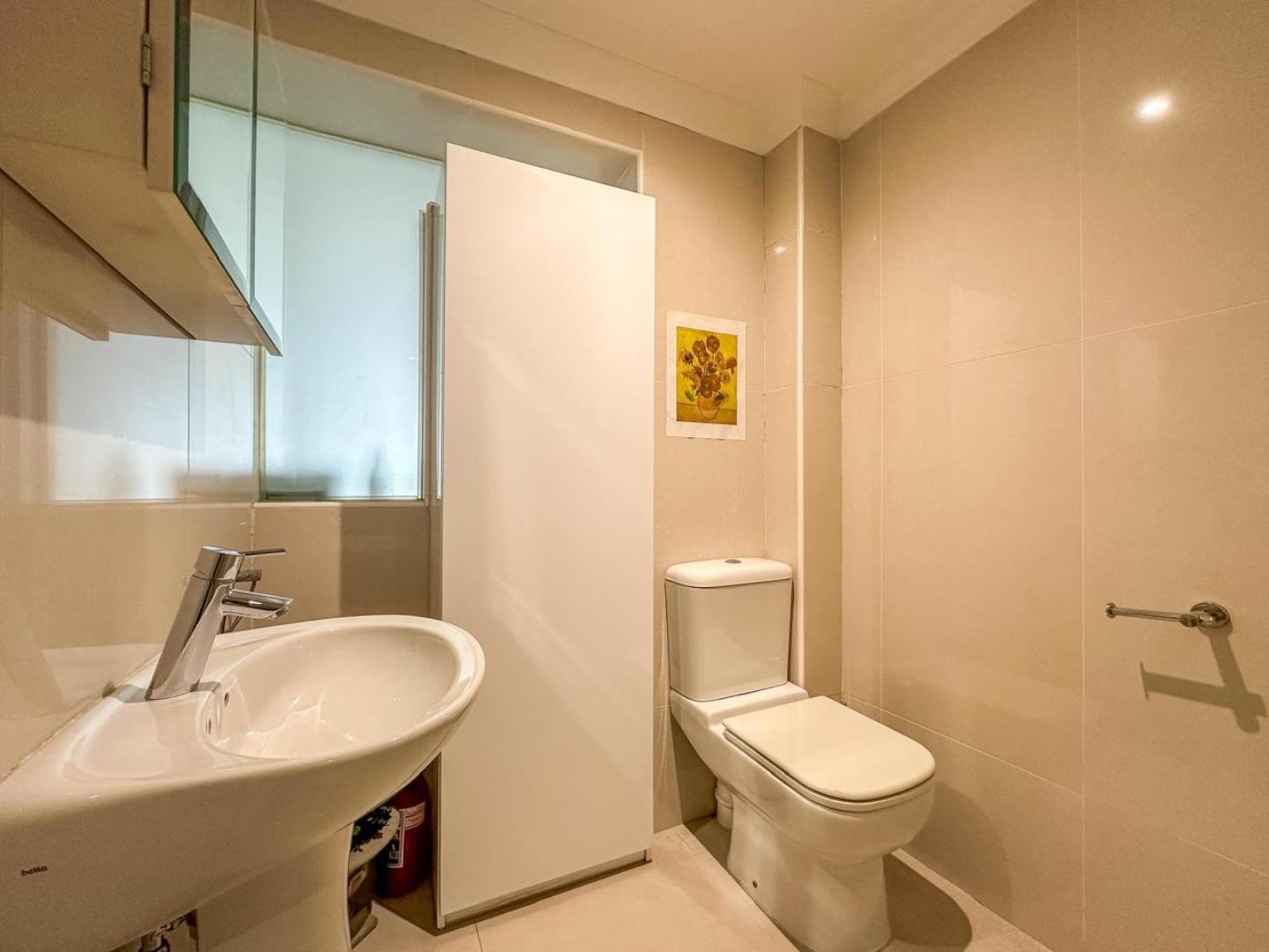 765528_bath2.jpg