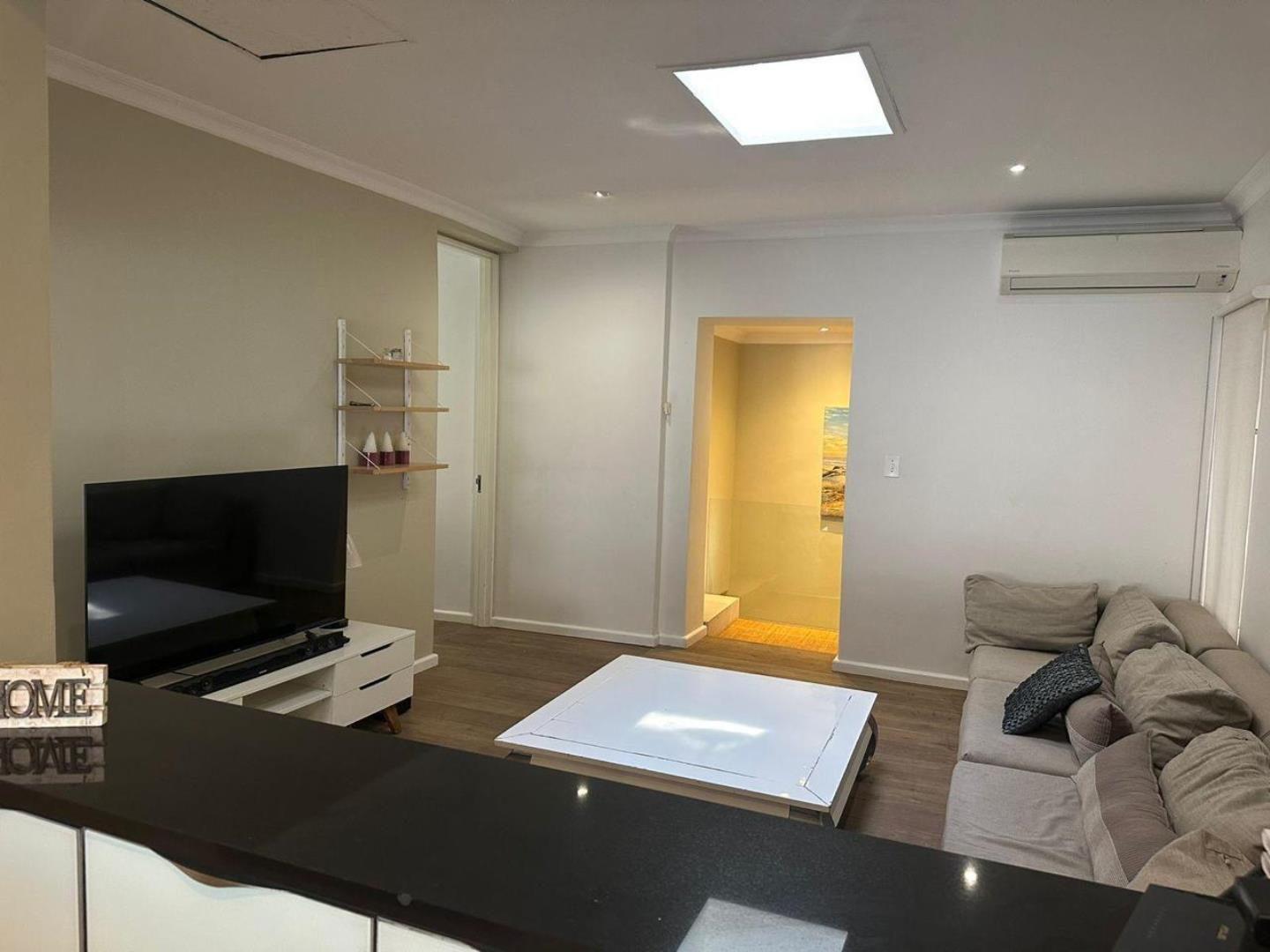 765528_lounge_5.jpg