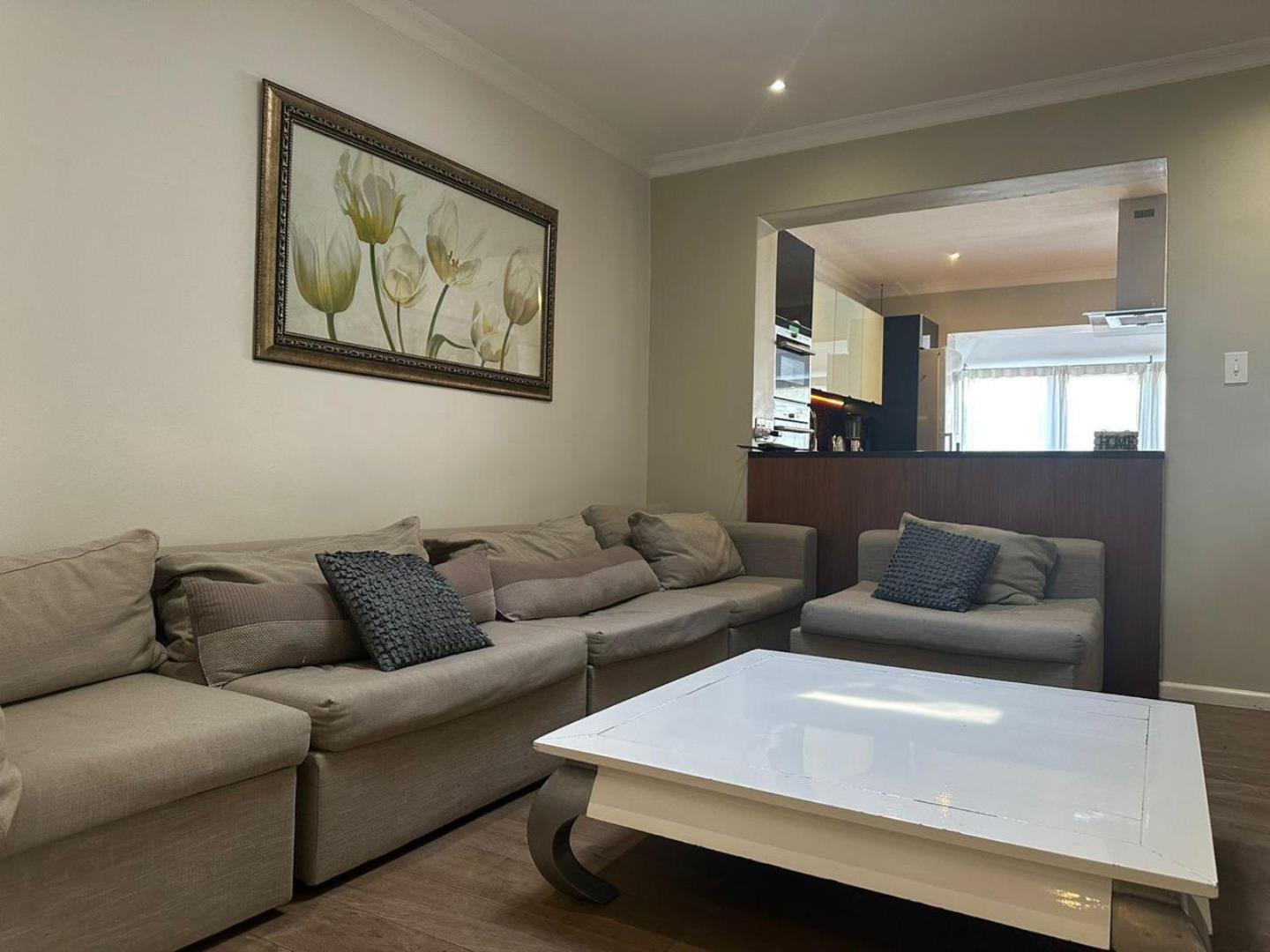 765528_ounge_1.jpg