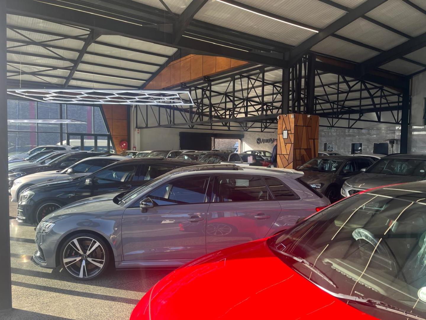 766031_goodwood_9.jpeg