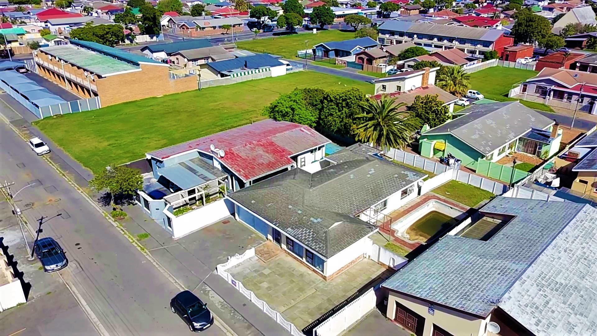 769256_DJI_20260823121556_0306_D_Moment(2).jpg
